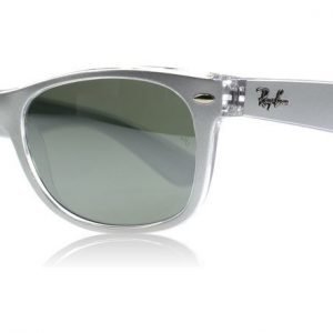 Ray-Ban 2132 Wayfarer 2132 614440 Harjattu Hopea Aurinkolasit