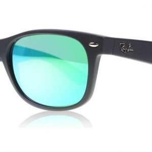 Ray-Ban 2132 Wayfarer 2132 62219 Matta musta Aurinkolasit