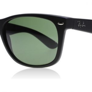 Ray-Ban 2132 Wayfarer 622 Matta musta Aurinkolasit