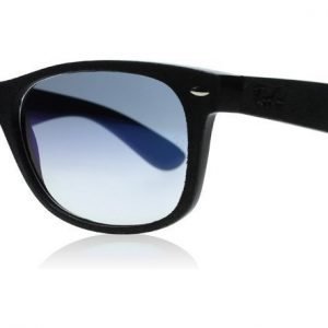 Ray-Ban 2132 Wayfarer 62423F Musta mokkanahka Aurinkolasit