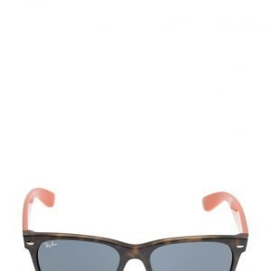 Ray-Ban New Wayfarer aurinkolasit